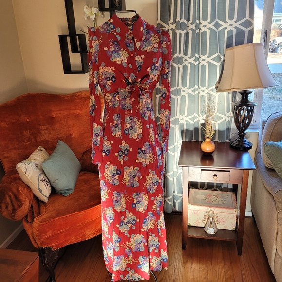 Vintage 1970s Red Floral Dress with Blouse - Picture 13 of 16